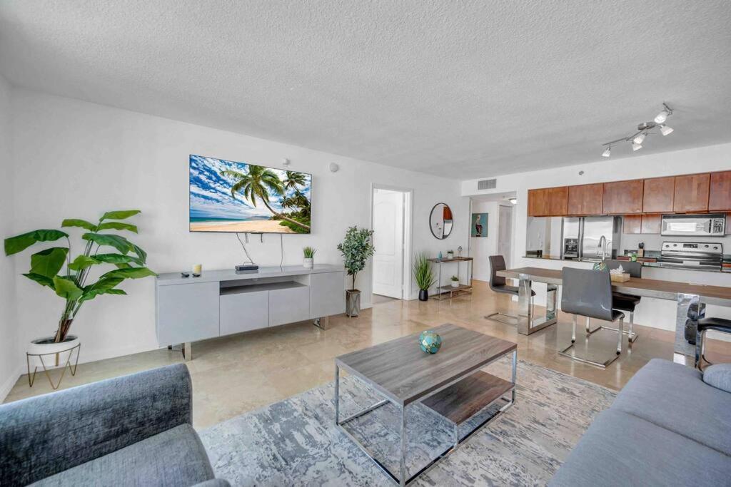 Spacious 36Th Flr 1 Bd 1 Bt • Brickell • Bay View Miami Exterior photo
