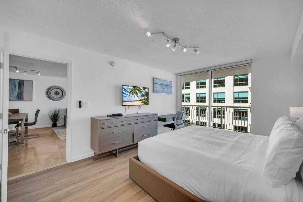 Spacious 36Th Flr 1 Bd 1 Bt • Brickell • Bay View Miami Exterior photo